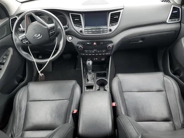 KM8J3CA24GU150298 2016 HYUNDAI TUCSON - Image 8