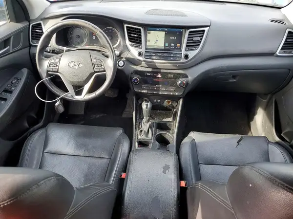 KM8J3CA24GU159924 2016 HYUNDAI TUCSON - Image 8