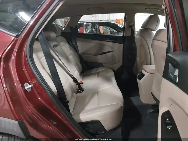KM8J3CA24GU162399 2016 HYUNDAI TUCSON - Image 8
