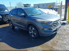KM8J3CA24GU168428 2016 HYUNDAI TUCSON