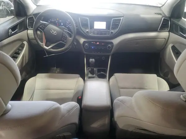 KM8J3CA24GU184001 2016 HYUNDAI TUCSON - Image 8