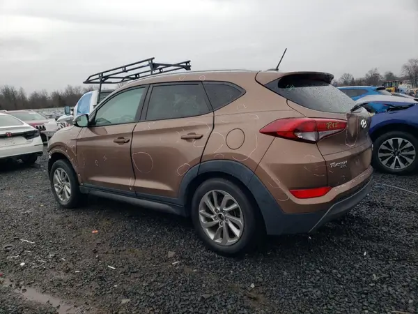 KM8J3CA24GU192485 2016 HYUNDAI TUCSON - Image 2