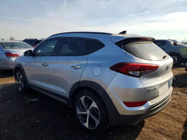KM8J3CA24GU206014 2016 HYUNDAI TUCSON - Image 2