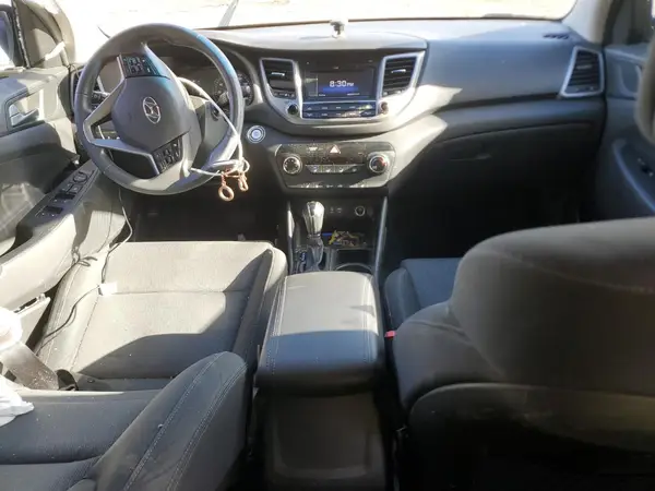 KM8J3CA24GU223637 2016 HYUNDAI TUCSON - Image 8