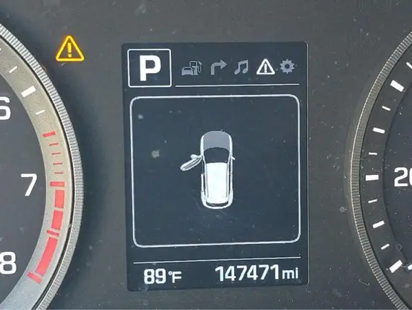 KM8J3CA24GU238767 2016 HYUNDAI TUCSON - Image 8