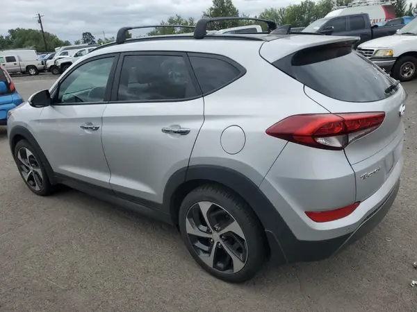 KM8J3CA24GU246643 2016 HYUNDAI TUCSON - Image 2