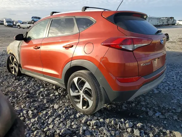 KM8J3CA24GU248182 2016 HYUNDAI TUCSON - Image 2