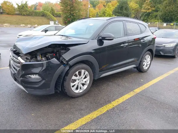 KM8J3CA24HU269454 2017 HYUNDAI TUCSON - Image 2