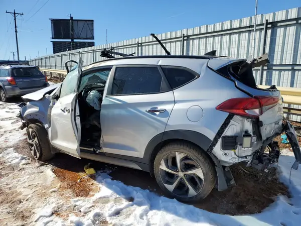 KM8J3CA24HU276873 2017 HYUNDAI TUCSON - Image 2