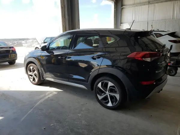 KM8J3CA24HU342208 2017 HYUNDAI TUCSON - Image 2