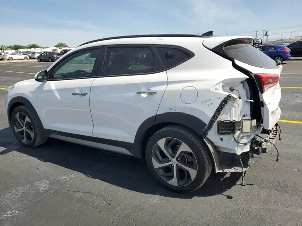 KM8J3CA24HU351457 2017 HYUNDAI TUCSON - Image 2