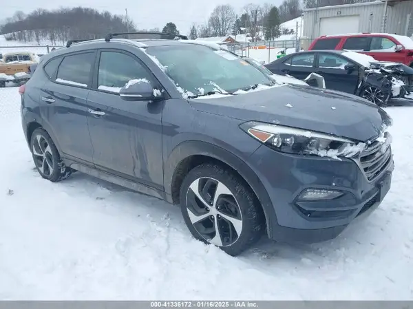 KM8J3CA24HU355086 2017 HYUNDAI TUCSON - Image 1