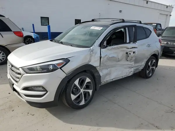 KM8J3CA24HU355802 2017 HYUNDAI TUCSON - Image 1