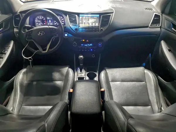 KM8J3CA24HU379145 2017 HYUNDAI TUCSON - Image 8