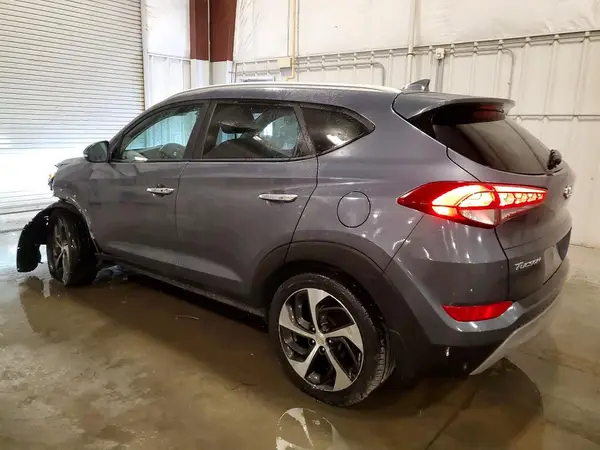 KM8J3CA24HU388153 2017 HYUNDAI TUCSON - Image 2