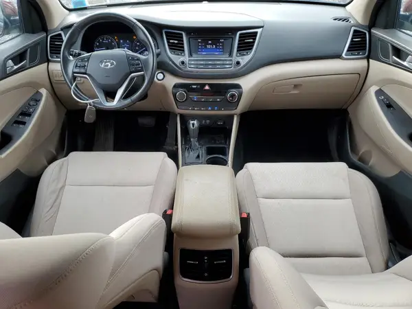 KM8J3CA24HU399850 2017 HYUNDAI TUCSON - Image 8