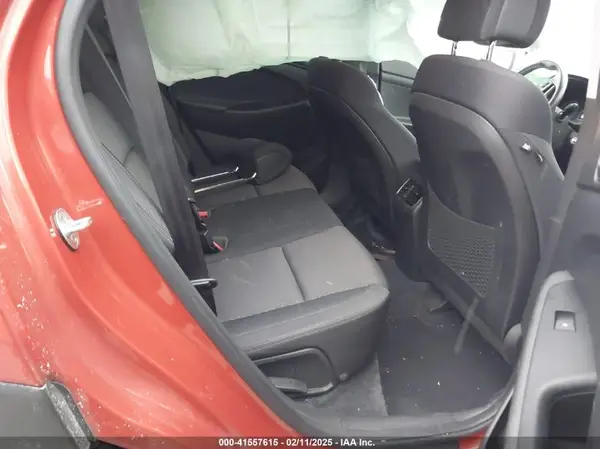 KM8J3CA24HU416629 2017 HYUNDAI TUCSON - Image 8
