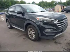 KM8J3CA24HU442115 2017 HYUNDAI TUCSON