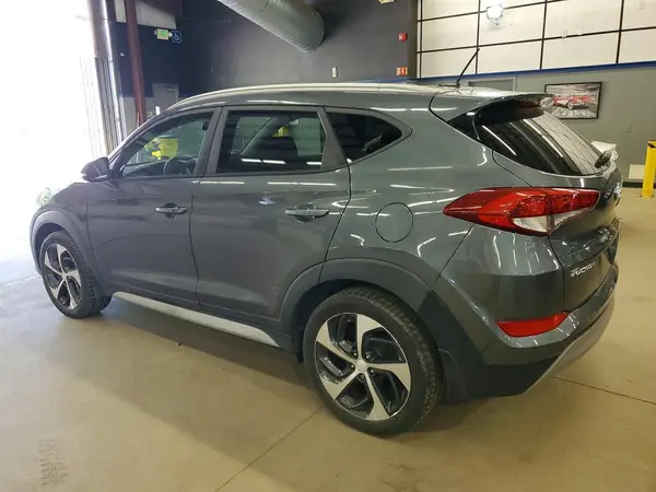 KM8J3CA24HU457472 2017 HYUNDAI TUCSON - Image 2
