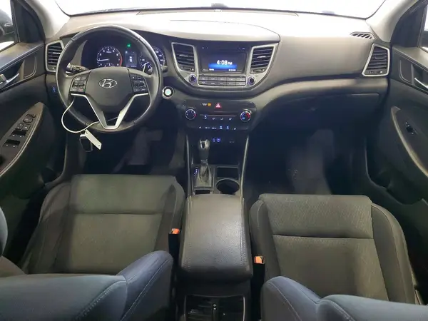 KM8J3CA24HU457472 2017 HYUNDAI TUCSON - Image 8