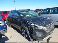 KM8J3CA24HU457908 2017 HYUNDAI TUCSON