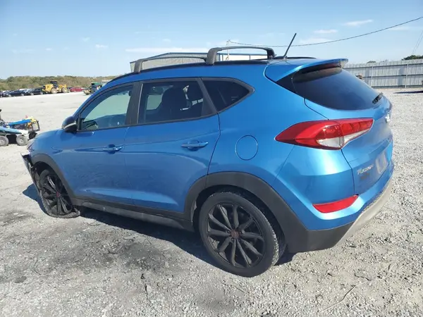 KM8J3CA24HU461067 2017 HYUNDAI TUCSON - Image 2