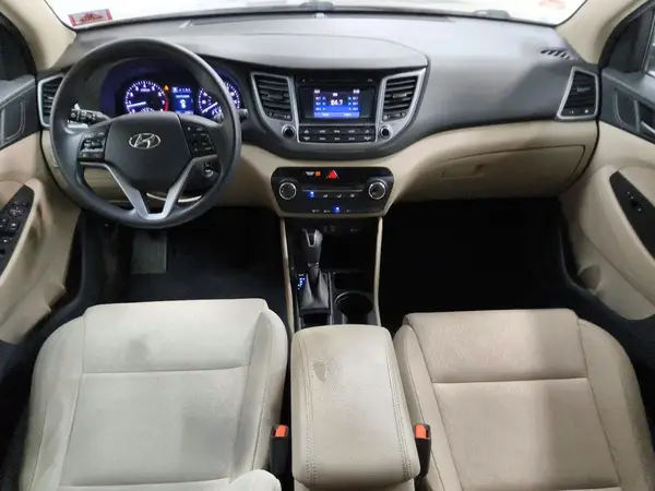 KM8J3CA24HU486096 2017 HYUNDAI TUCSON - Image 8
