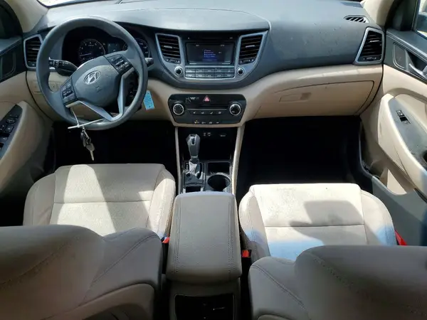KM8J3CA24HU549360 2017 HYUNDAI TUCSON - Image 8