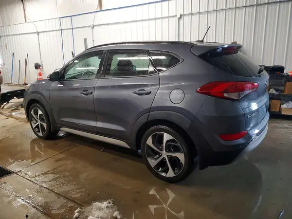 KM8J3CA24HU555868 2017 HYUNDAI TUCSON - Image 2