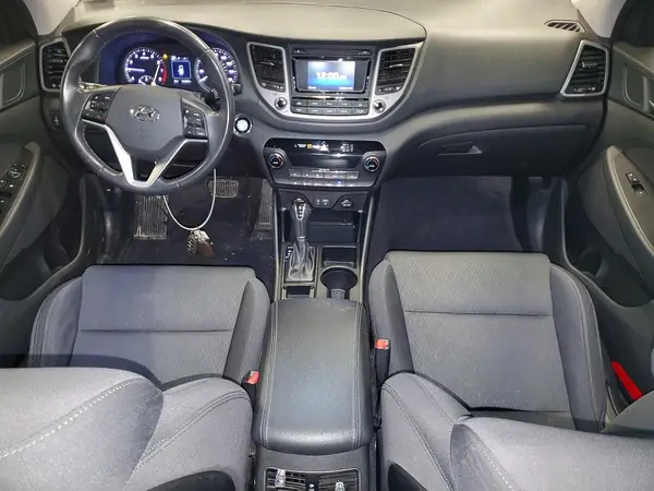 KM8J3CA24HU555868 2017 HYUNDAI TUCSON - Image 8