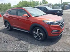 KM8J3CA24HU557345 2017 HYUNDAI TUCSON