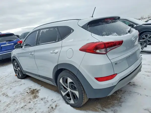 KM8J3CA24HU574355 2017 HYUNDAI TUCSON - Image 2