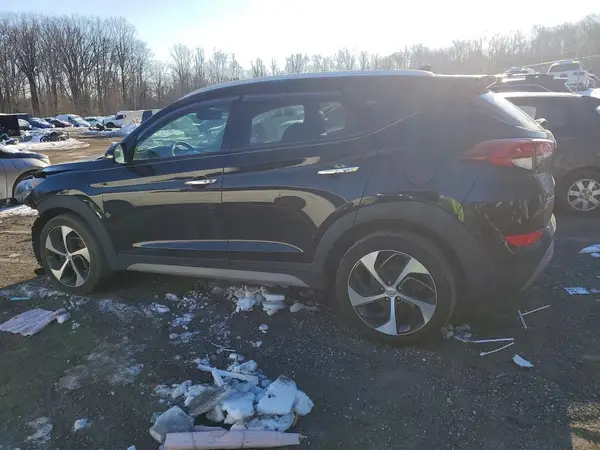 KM8J3CA24JU632762 2018 HYUNDAI TUCSON - Image 2
