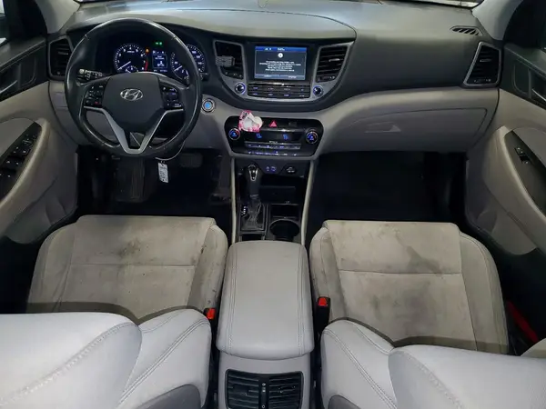 KM8J3CA24JU637976 2018 HYUNDAI TUCSON - Image 8