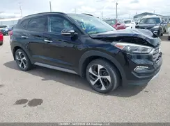 KM8J3CA24JU639050 2018 HYUNDAI TUCSON