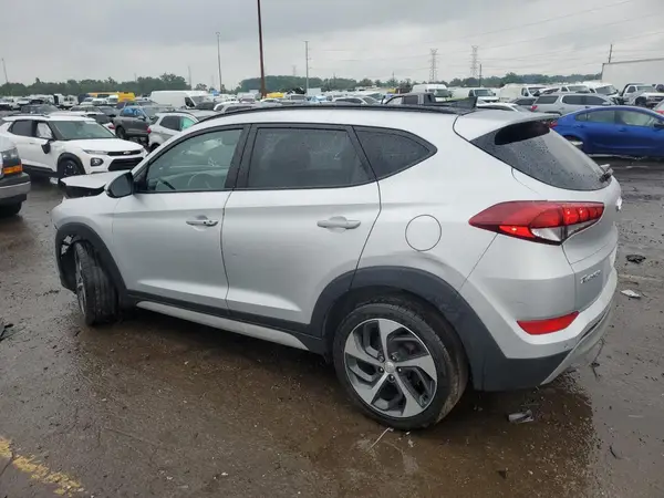 KM8J3CA24JU651022 2018 HYUNDAI TUCSON - Image 2