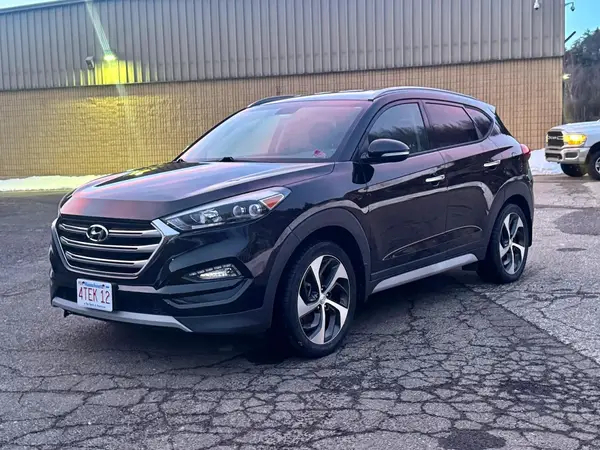 KM8J3CA24JU727628 2018 HYUNDAI TUCSON - Image 2