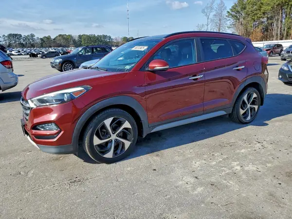 KM8J3CA24JU778272 2018 HYUNDAI TUCSON - Image 1
