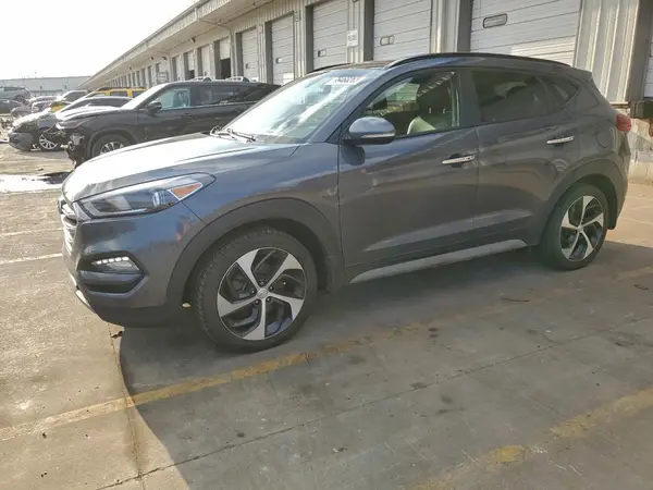 KM8J3CA24JU784119 2018 HYUNDAI TUCSON - Image 1