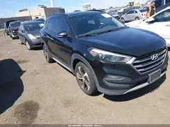 KM8J3CA24JU795590 2018 HYUNDAI TUCSON