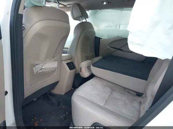 KM8J3CA24JU801324 2018 HYUNDAI TUCSON - Image 8