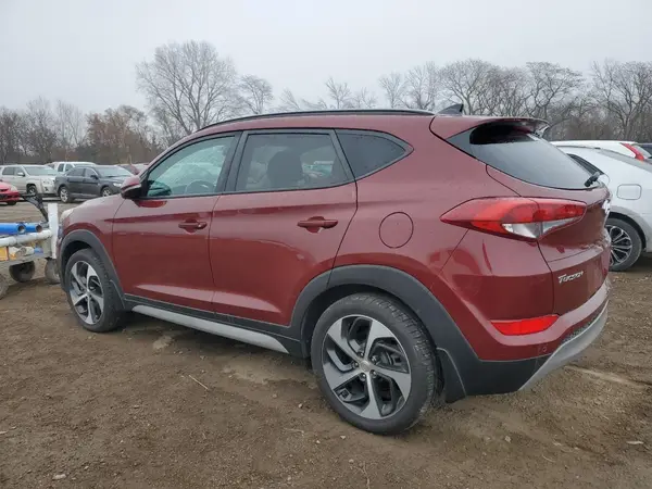 KM8J3CA24JU803185 2018 HYUNDAI TUCSON - Image 2