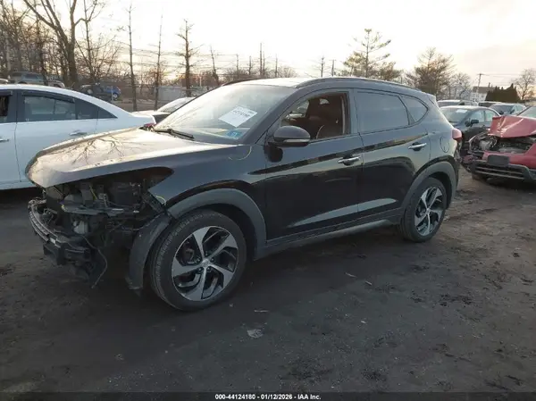 KM8J3CA25GU023138 2016 HYUNDAI TUCSON - Image 2