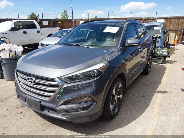 KM8J3CA25GU025780 2016 HYUNDAI TUCSON - Image 2