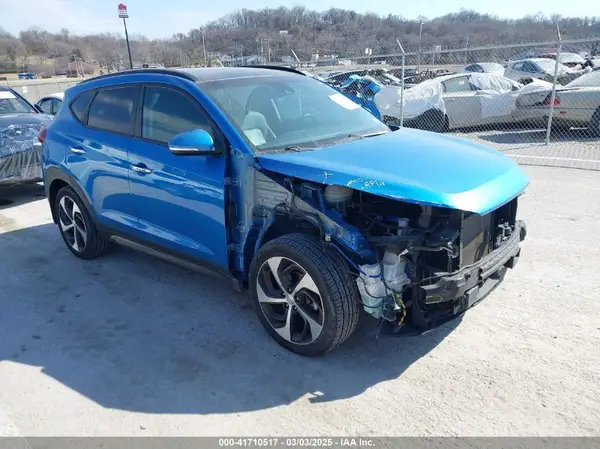 KM8J3CA25GU033510 2016 HYUNDAI TUCSON - Image 1