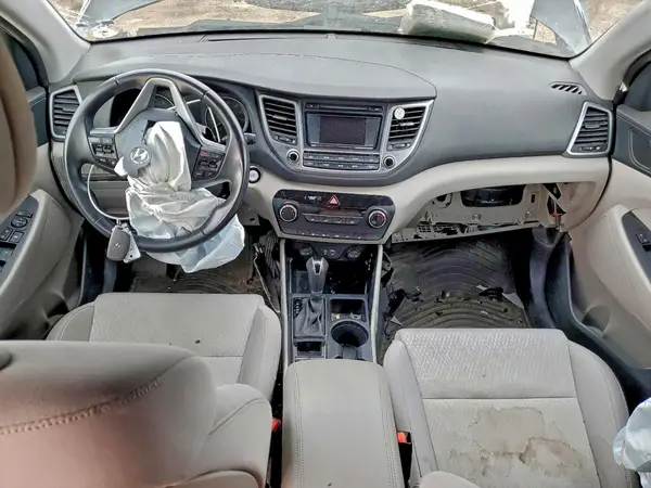 KM8J3CA25GU058309 2016 HYUNDAI TUCSON - Image 8
