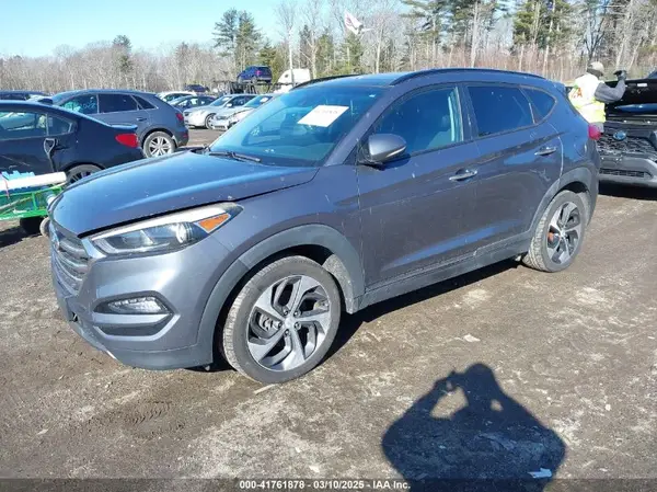KM8J3CA25GU058486 2016 HYUNDAI TUCSON - Image 2