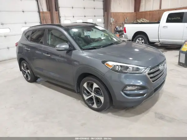 KM8J3CA25GU058570 2016 HYUNDAI TUCSON - Image 1