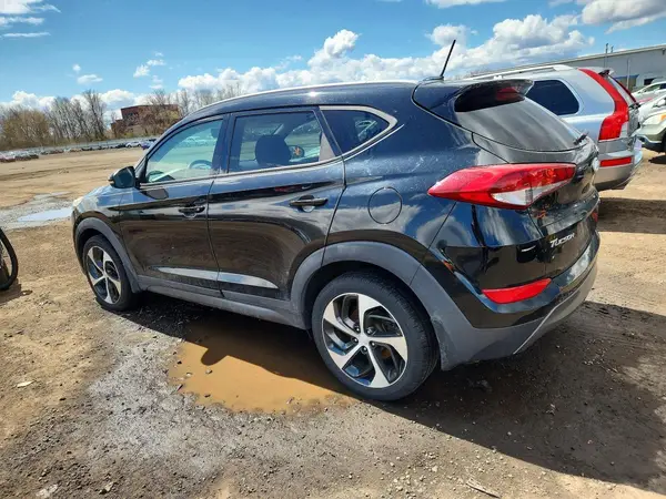 KM8J3CA25GU073232 2016 HYUNDAI TUCSON - Image 2