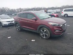KM8J3CA25GU088622 2016 HYUNDAI TUCSON